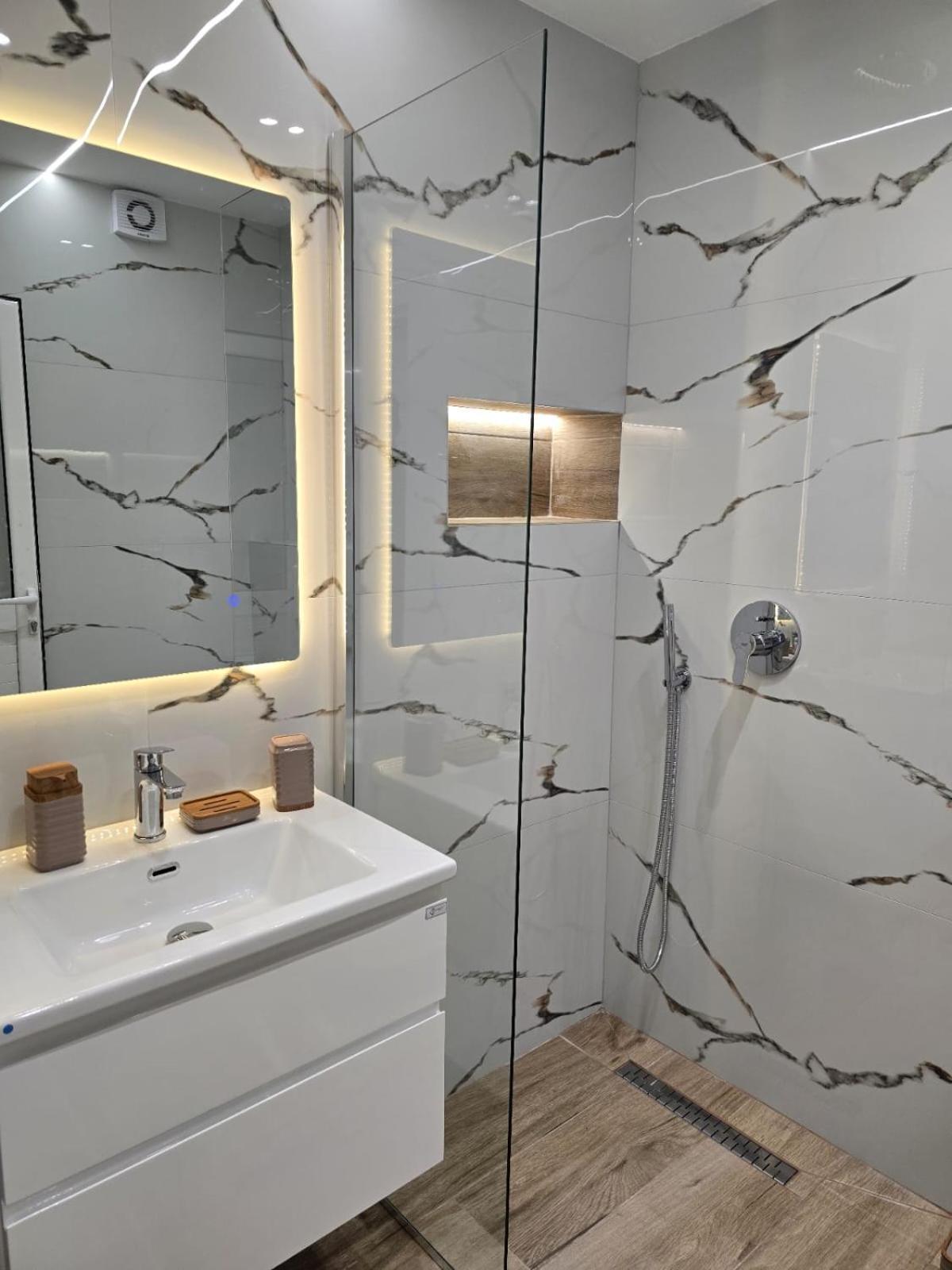Aila Apartment Saranda Dış mekan fotoğraf