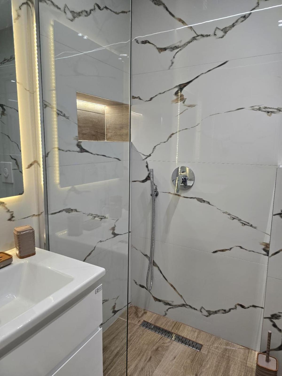 Aila Apartment Saranda Dış mekan fotoğraf
